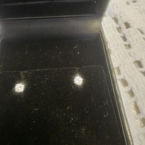 Diam Stud  .20- .25 Yellow Gold